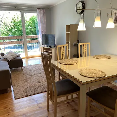 Apartament 4-Pokojowy Poznaň Exteriér fotografie